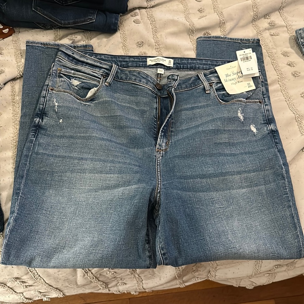 Abercrombie and fitch high rise super skinny